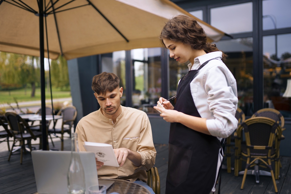 upselling techniques in restaurants
